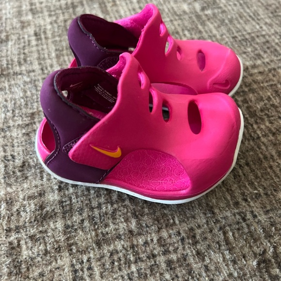 Nike Sunray Protect Walkers - Picture 1 of 5